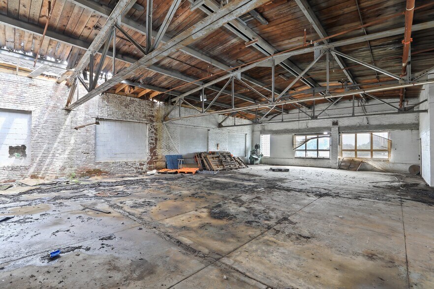 More Photos Of 636 E State St, Trenton Warehouse For Sale
