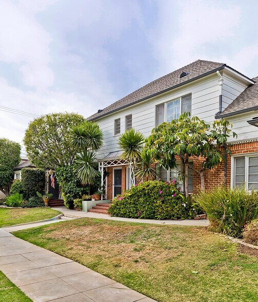 More Photos Of 825-831 Idaho Ave, Santa Monica Apartments For Sale