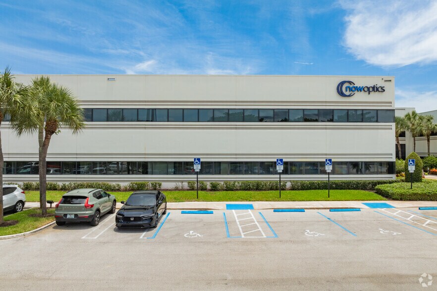 More Photos Of 1615 S Congress Ave, Delray Beach Office For Lease