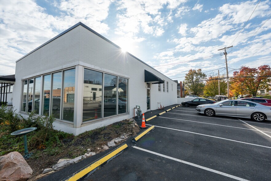 Primary Photo Of 1055 W 3rd Ave, Columbus General Retail For Sale