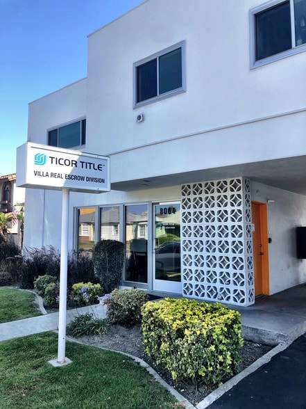 More Photos Of 10840-10848 Paramount Blvd, Downey Office For Lease