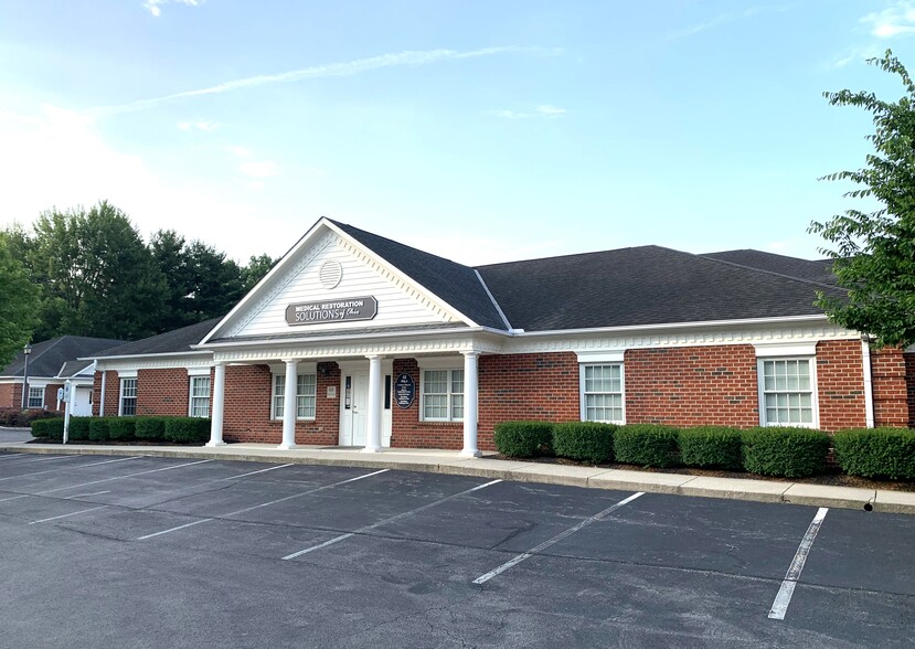 Primary Photo Of 68 N High St, New Albany Medical For Lease