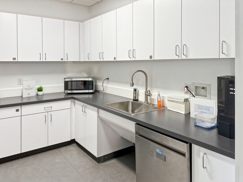 More Photos Of 19 W College Ave, Yardley Coworking Space