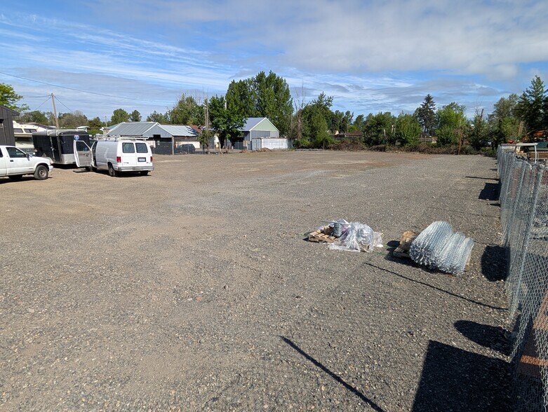 Primary Photo Of 4623 NE Buffalo St, Portland Land For Sale