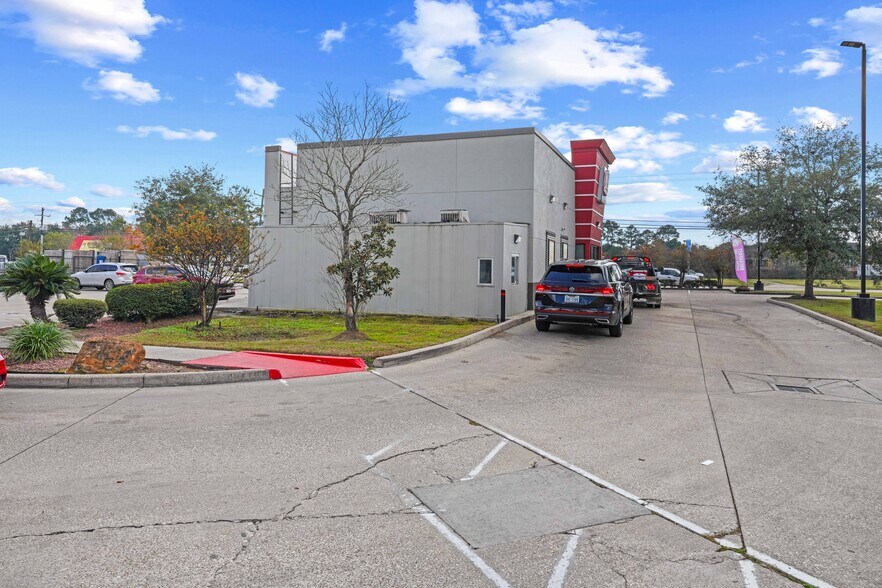 More Photos Of 7380 Tx-105, Beaumont Fast Food For Sale
