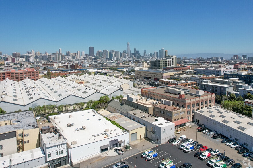 More Photos Of 2757 16th St, San Francisco Warehouse For Lease
