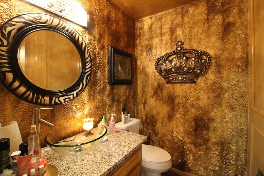 More Photos Of 1221 W University Blvd, Odessa Medical For Sale