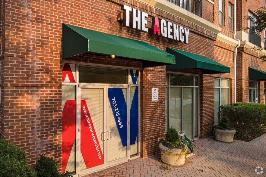 Primary Photo Of 9020 Lorton Station Blvd, Lorton Storefront Retail Residential For Lease