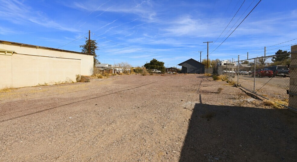 More Photos Of 35633 Highway 66, Daggett Warehouse For Sale