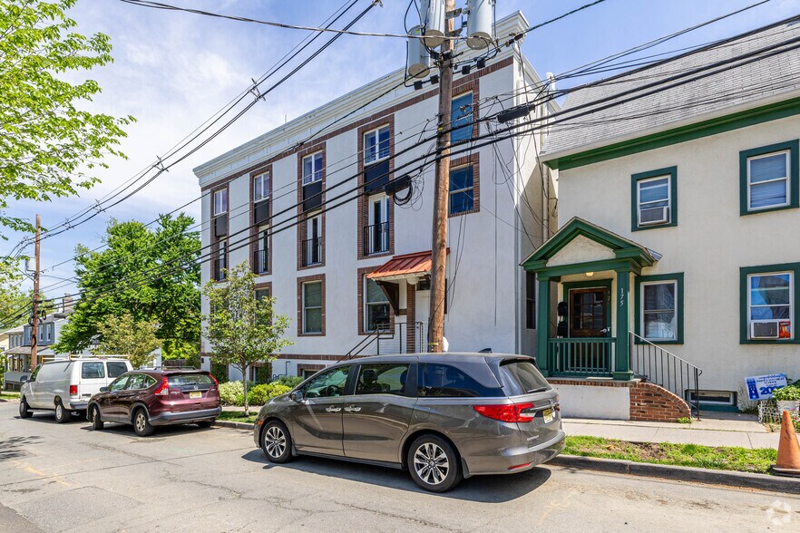 More Photos Of 30 Maclean St, Princeton Apartments For Sale