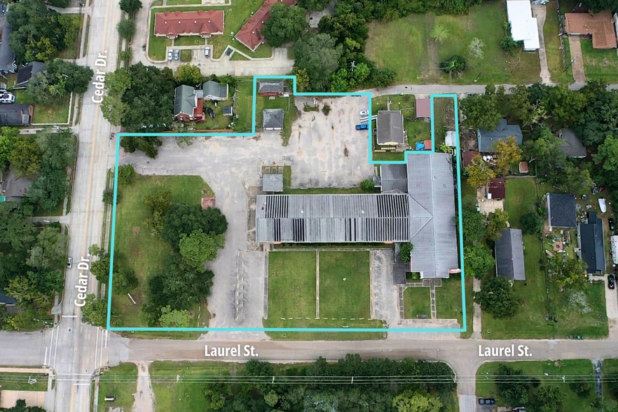 More Photos Of 821 Laurel St, La Marque Religious Facility For Sale