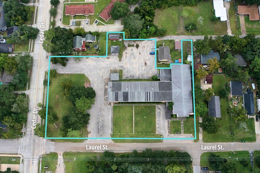 More Photos Of 821 Laurel St, La Marque Religious Facility For Sale