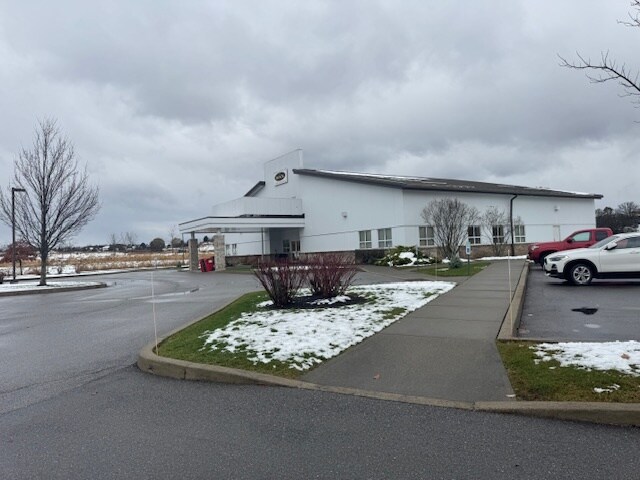 More Photos Of 73 Thompson St, South Burlington Religious Facility For Sale