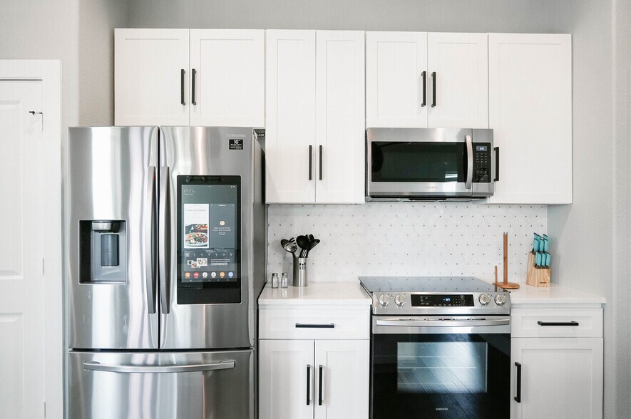 More Photos Of 4911 Alton Ave, Dallas Multifamily For Sale