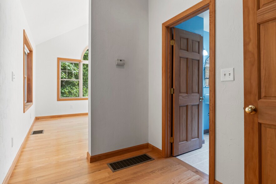 More Photos Of 41 Hobbs Rd, West Newfield Specialty For Sale