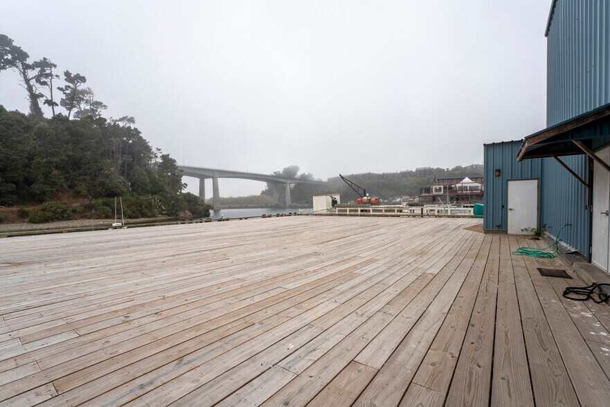 More Photos Of 32330 N Harbor Dr, Fort Bragg Office For Sale