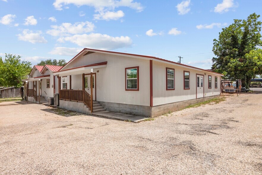 More Photos Of , Fredericksburg Unknown For Sale