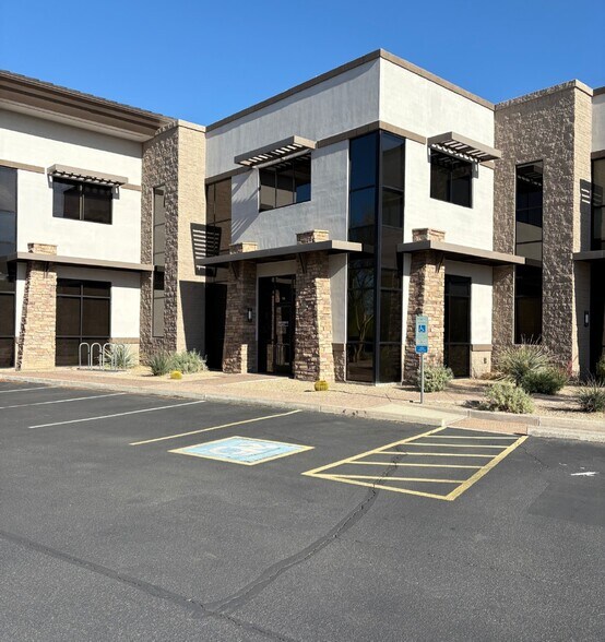 More Photos Of 7363 E Adobe Dr, Scottsdale Light Distribution For Sale