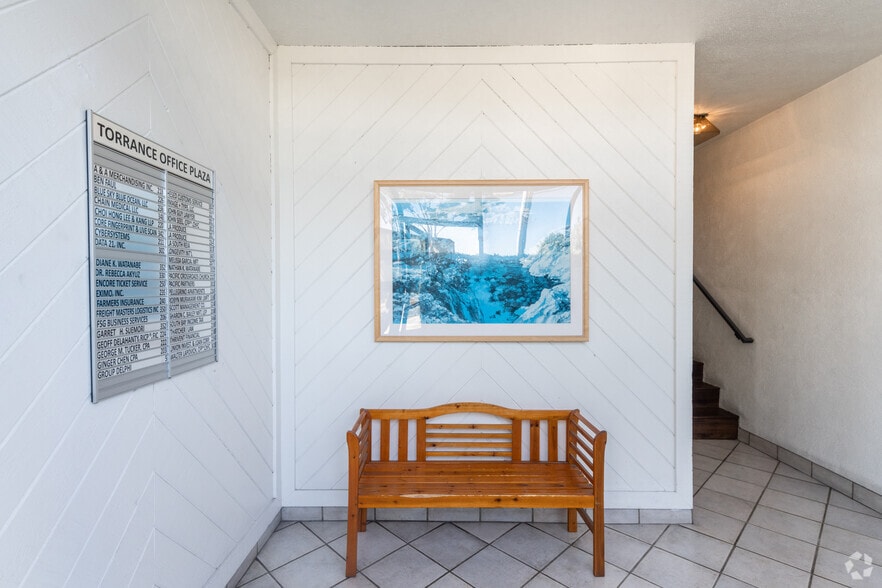 More Photos Of 3820 Del Amo Blvd, Torrance Loft Creative Space For Lease