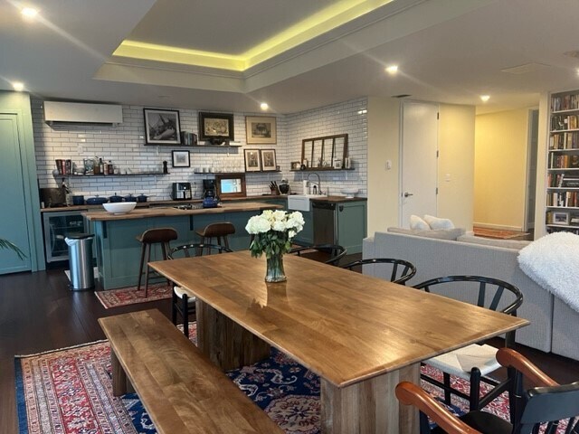 More Photos Of 1 N Charles St, Baltimore Medical For Sale