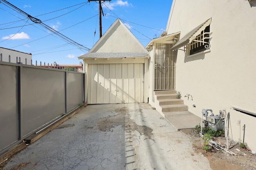 More Photos Of 1721 S 9th St, Alhambra Apartments For Sale