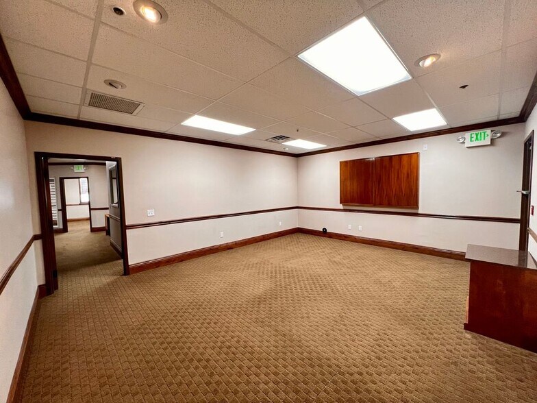 More Photos Of 7396 S Union Park Ave, Midvale Office For Sale