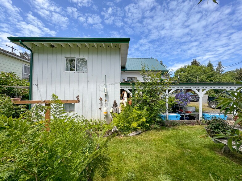 More Photos Of 16672 Frontier st, Clallam Bay Specialty For Sale