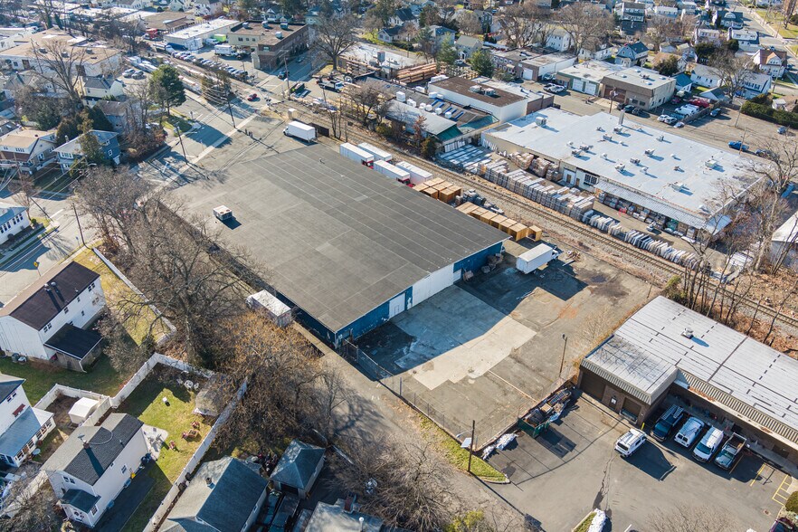 More Photos Of 185 Van Winkle Ave, Hawthorne Warehouse For Sale