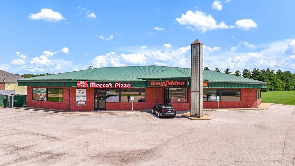 Primary Photo Of 1838 Central Plaza Dr, Belleville Restaurant For Lease