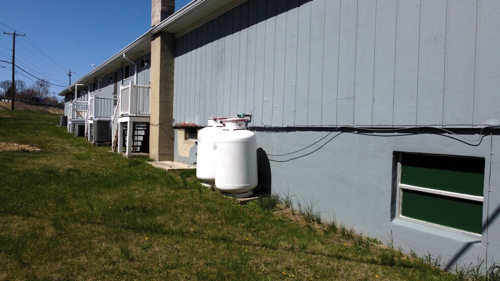 More Photos Of 200 Main St, Glen Gardner Office For Sale