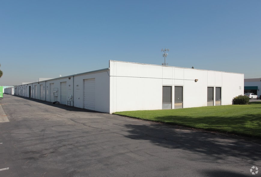 More Photos Of 1129 E Dominguez St, Carson Warehouse For Lease