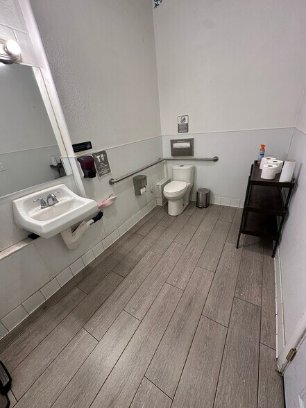 More Photos Of 10741 South St, Cerritos General Retail For Lease