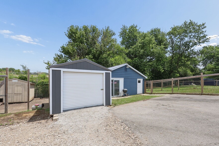 More Photos Of 1520 Island Rd, Circleville Multifamily For Sale