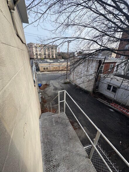 More Photos Of 1512 N French St, Wilmington Office For Sale