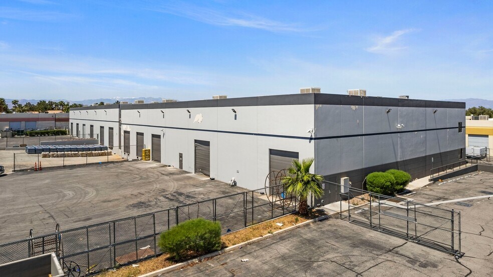 More Photos Of 4075 E Post Rd, Las Vegas Warehouse For Lease