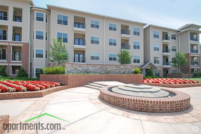 More Photos Of Mooreview Pky @ Loudoun County Pky, Ashburn Unknown For Lease