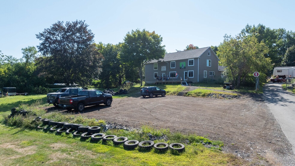 More Photos Of US Route 1 Atlantic Highway, Edgecomb Light Manufacturing For Sale
