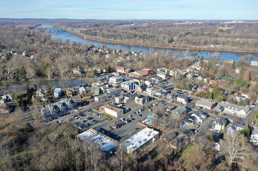 More Photos Of 15 S Main St, Yardley Freestanding For Lease