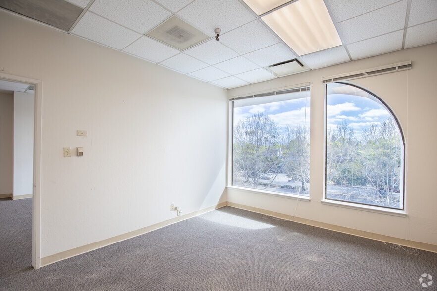 Photo of 3rd Floor Ste 304