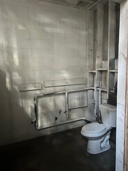More Photos Of , South Gate Industrial For Sale