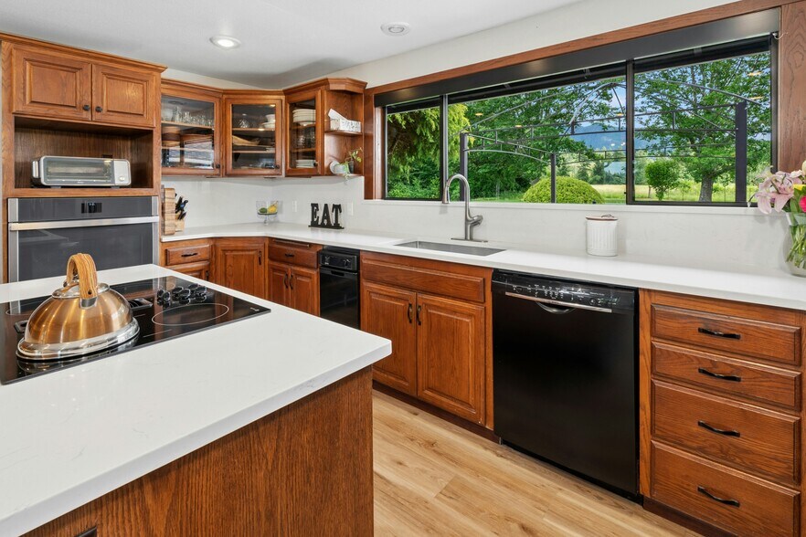 More Photos Of 41218 292nd Way SE, Enumclaw Specialty For Sale