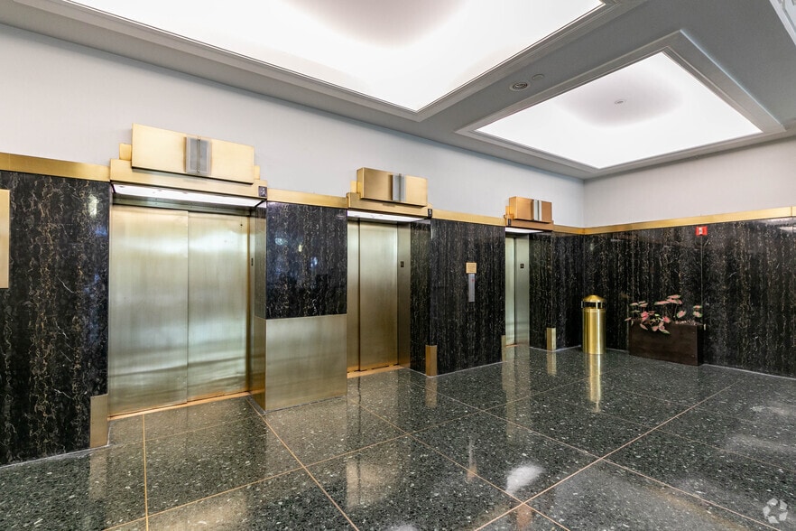 More Photos Of 500 Eighth Ave, New York Loft Creative Space For Lease