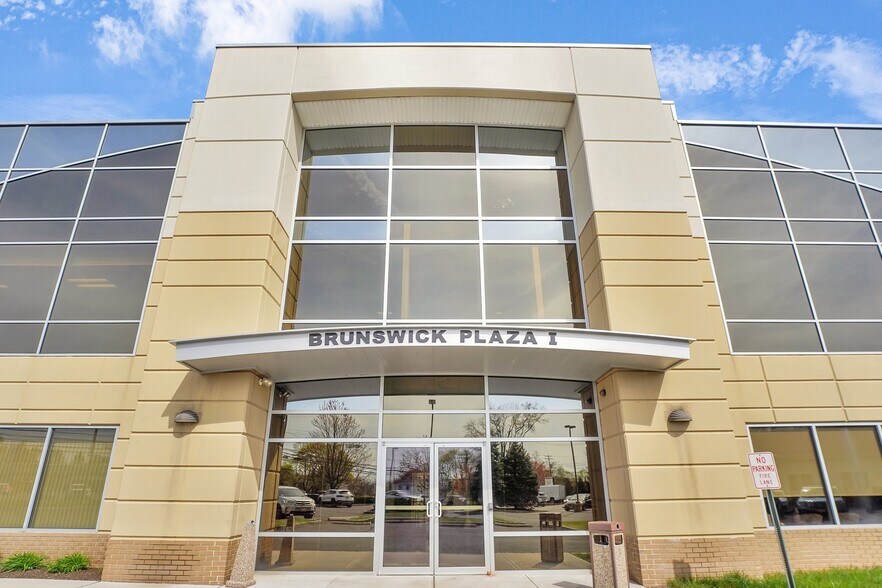 More Photos Of 2050 Route 27, North Brunswick Office For Lease