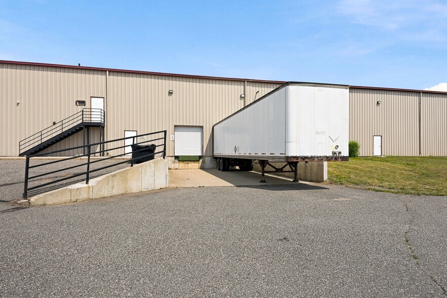 More Photos Of 16658 11th St NE, Little Falls Warehouse For Sale