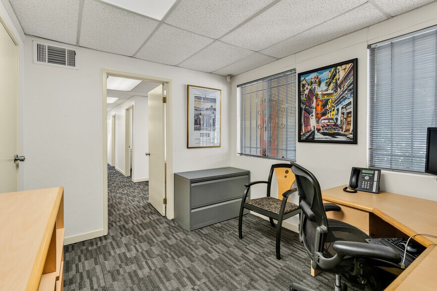 More Photos Of 7930 MacArthur Blvd, Oakland Medical For Sale