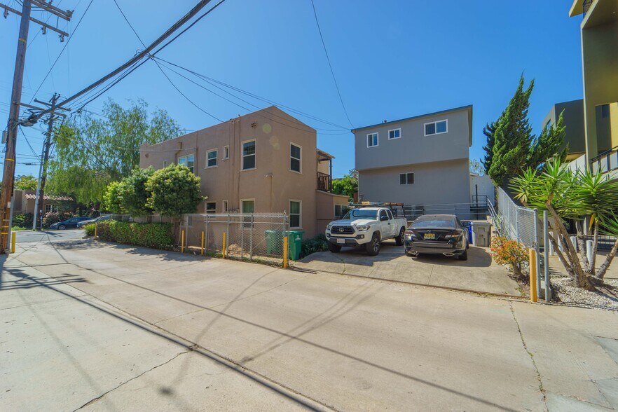 More Photos Of 1714 Robinson Ave, San Diego Apartments For Sale