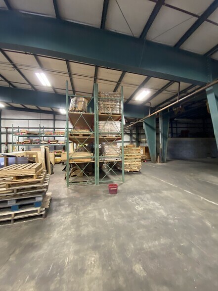 More Photos Of 1610 Waterworks Rd, Columbus Warehouse For Sale