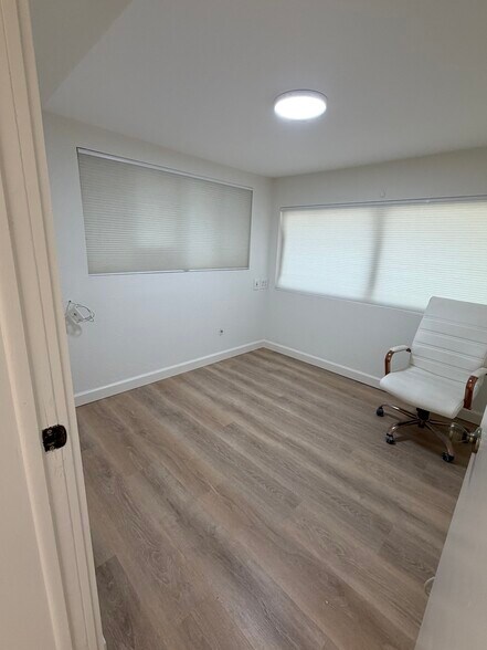 More Photos Of 3443 Tamiami Trl, Port Charlotte Medical For Lease