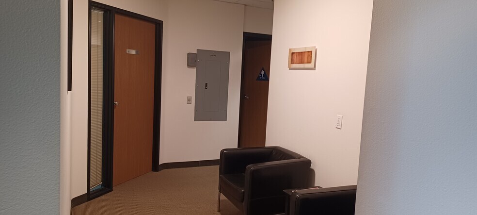 More Photos Of 1096 Calimesa Blvd, Calimesa Office For Lease