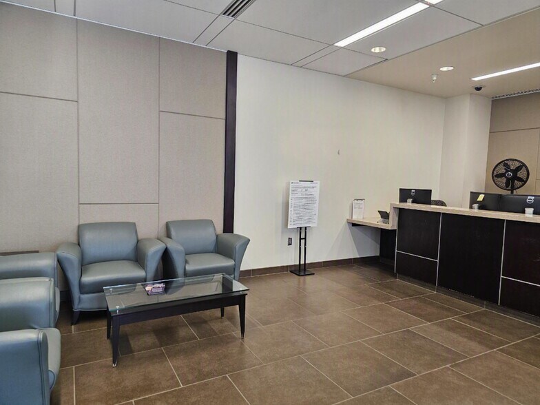 More Photos Of 3320 10th Ave S, Great Falls Office For Sale